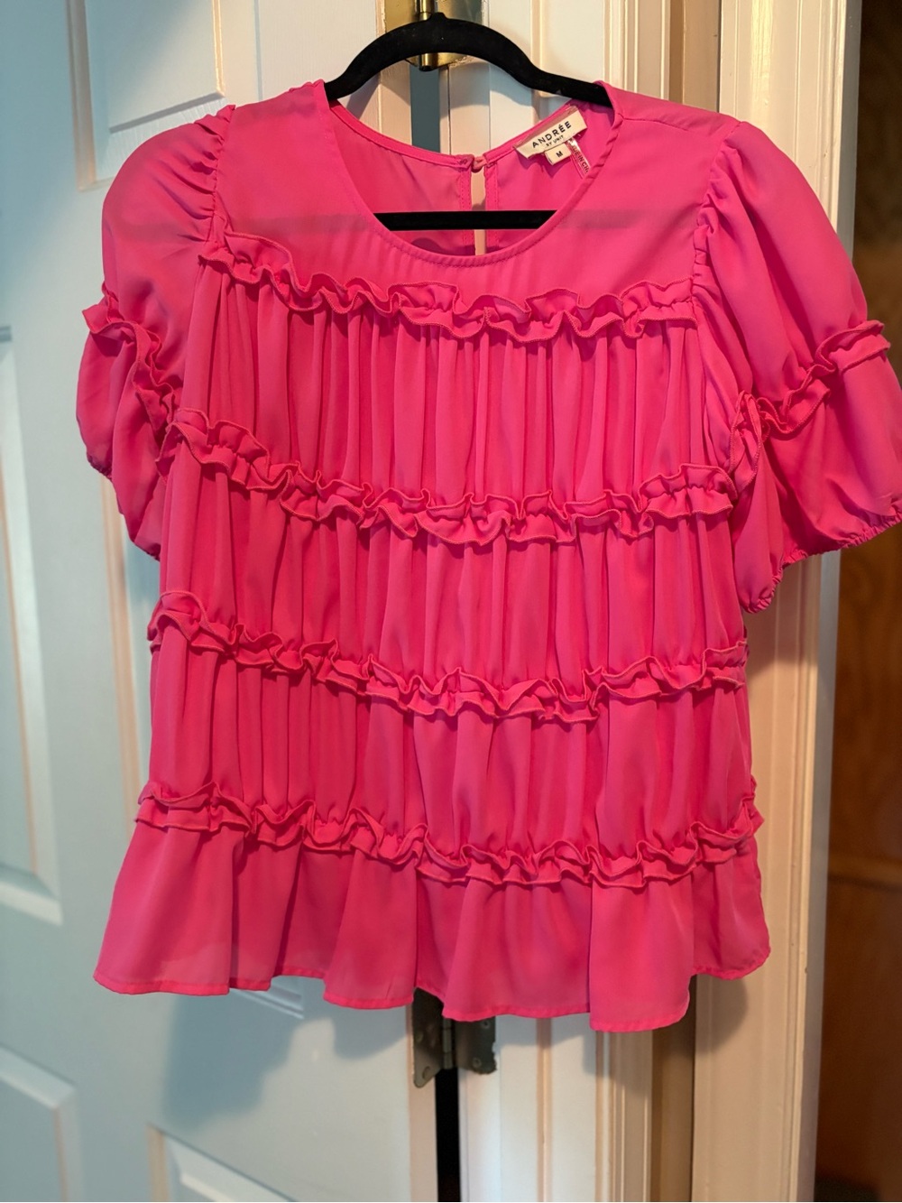 ANDREE BY UNIT Hot Pink Ruffle Tiered Short Sleeve Blouse